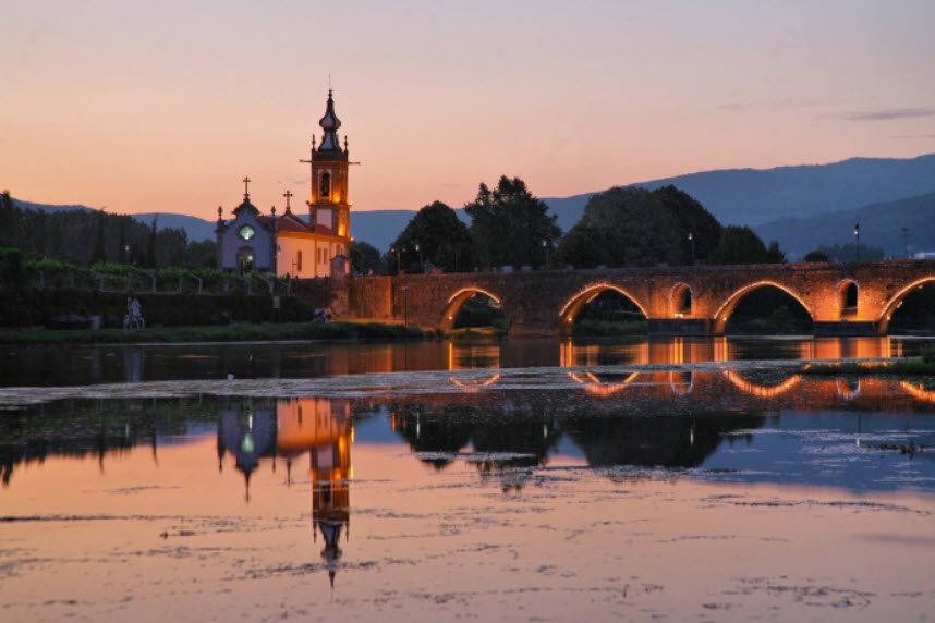 Medieval bridge Ponte de Lima, Portugal
